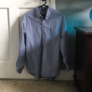 Navy and white Checker print vineyard vines shirt